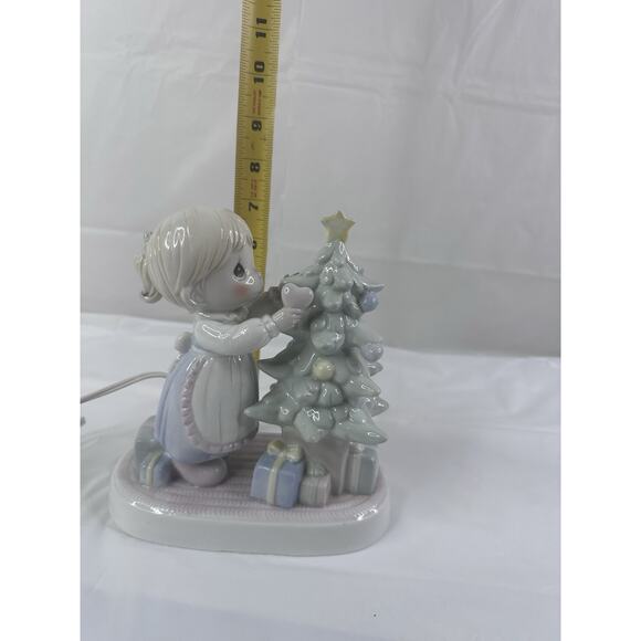 Enesco Precious Moments Girl Decorating Christmas Tree Night Light Ceramic X-mas - Picture 8 of 8